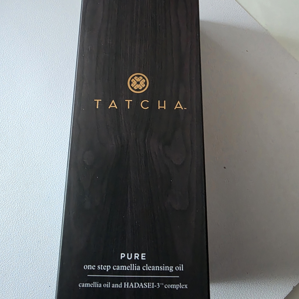 Tatcha Pure Camellia Cleansing Oil NEW